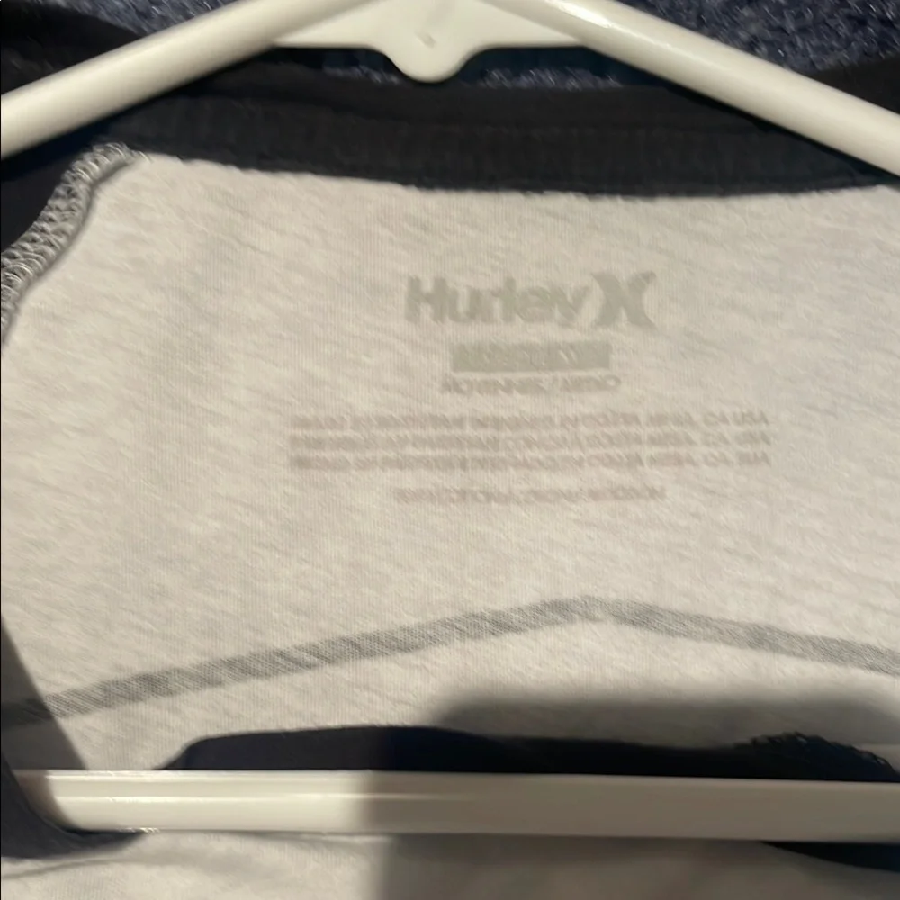 Hurley White and Black Baseball Tee - Picture 3 of 4